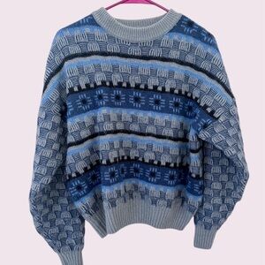 Icelandic wool knit sweater